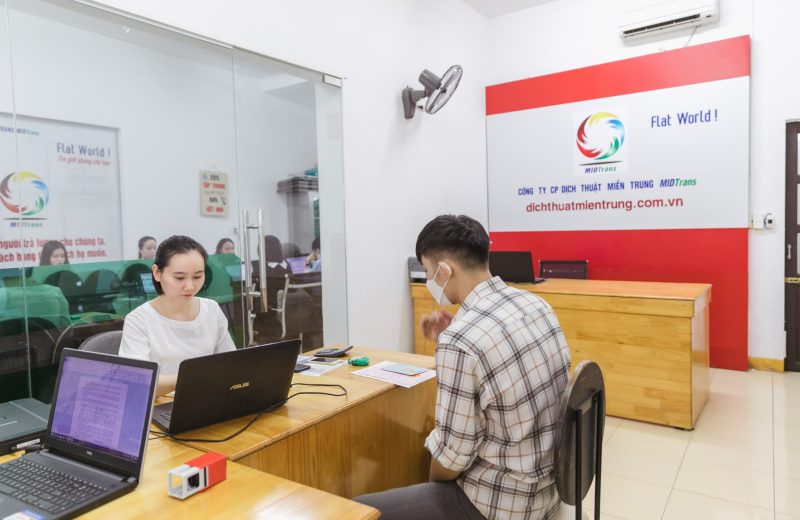 Tiếp nhận hồ sơ dịch thuật chuyên ngành của khách hàng Đà Nẵng