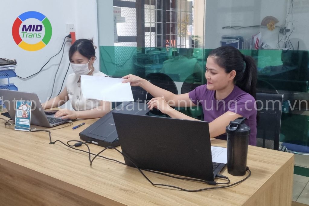 Văn phòng làm việc chuyên nghiệp của Dịch thuật Miền Trung.